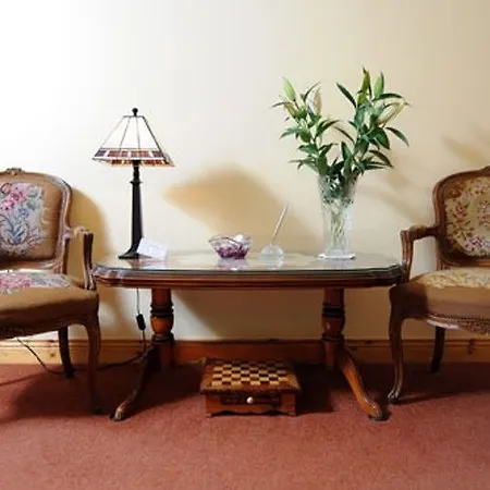 Hotel Whitethorn